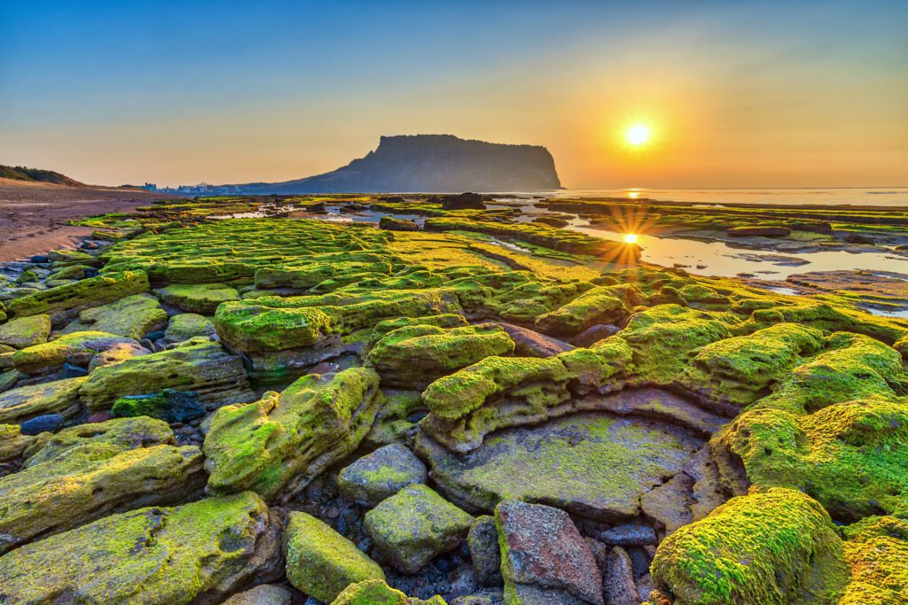 Sunrise,At,Jeju,Do,Seongsan,Ilchulbong,,Jeju,Island,,South,Korea